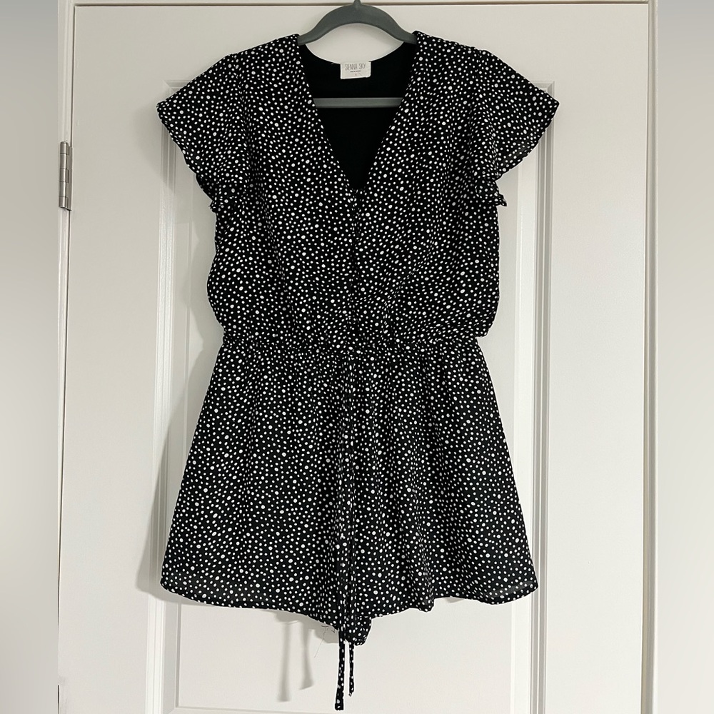 SIENNA SKY Polk a dot romper size small